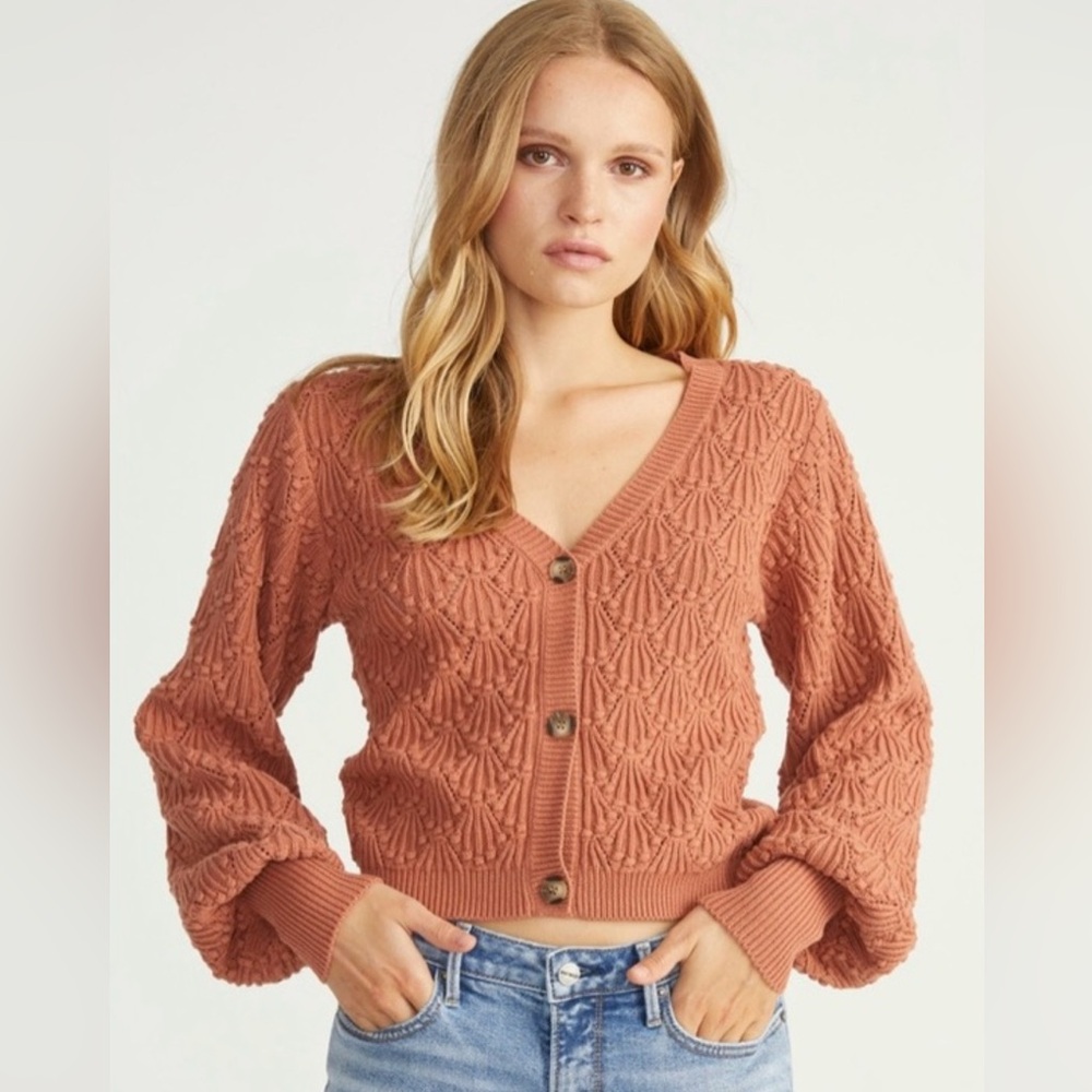 NWT Driftwood 3 Button Textured V-Neck Sweater Rust Medium